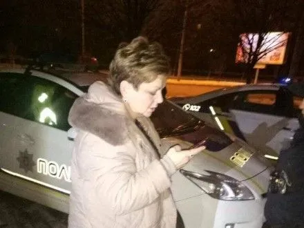 politseyski-na-lvivschini-zapidozrili-golovu-rda-u-keruvanni-avto-u-netverezomu-stani