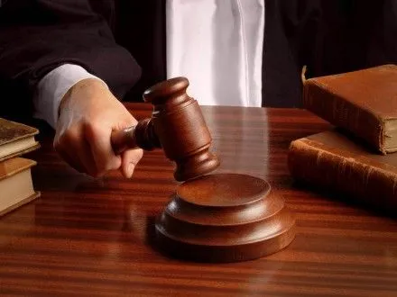 Суд в Іркутську арештував підприємця у справі масового отруєння “Глодом”