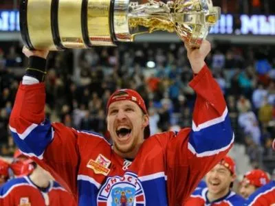 Хокеїст збірної України А.Міхнов став найкращим гравцем місяця чемпіонату Білорусії