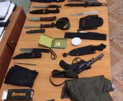 На Одещині прикордонники затримали українця з 27 ножами