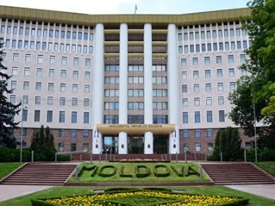 У Молдові з першого січня збільшуються податки: аграрії незадоволені