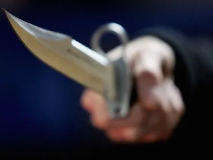 Жінка напала з ножем на співмешканця на Полтавщині