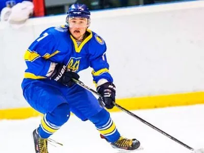 Хокеїст збірної України В.Андрейків завершив виступи в Росії