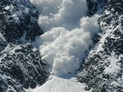 Еще две лавины сошли в Закарпатской области