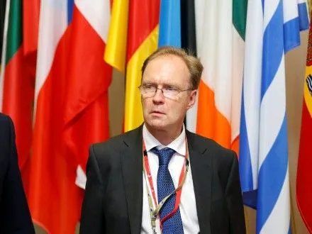 Еврокомиссия сожалеет об отставке посла Великобритании в ЕС