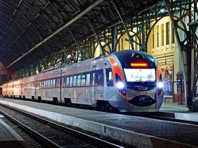КМУ согласовал упрощенное прохождение таможенных процедур для пассажиров поезда Киев-Львов-Перемышль