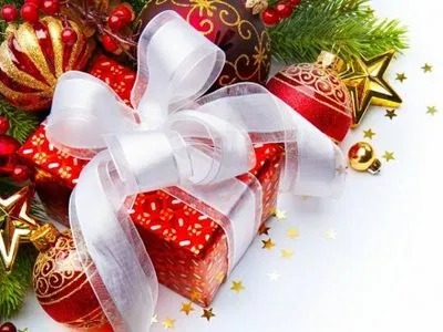 "Клиника Спиженко" поздравила украинцев с Новогодними и Рождественскими праздниками