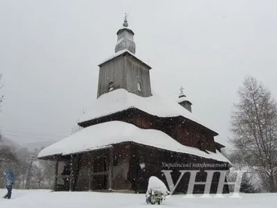 Рождественские богослужения пройдут в старинных деревянных церквях Закарпатья