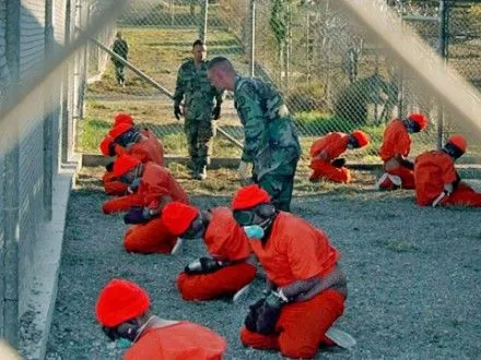 Чотирьох ув’язнених доставлено з Гуантанамо в Саудівську Аравію