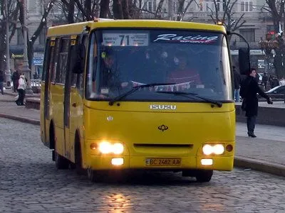 Проблемы с маршрутками во Львове возникли из-за морозов - горсовет