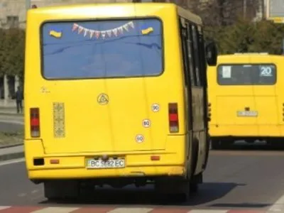 Во Львове на маршрут вышло только 169 автобусов из 502