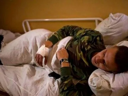 Штаб: в зоні АТО з початку доби поранено одного військового