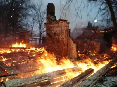 Во время пожара в Житомирской области погибла 91-летняя бабушка