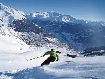 Гірськолижні курорти Швейцарії цьогоріч втратили 25% відвідувачів