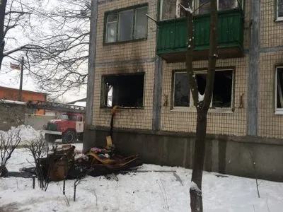 Тело мужчины спасатели обнаружили во время тушения пожара в Киеве
