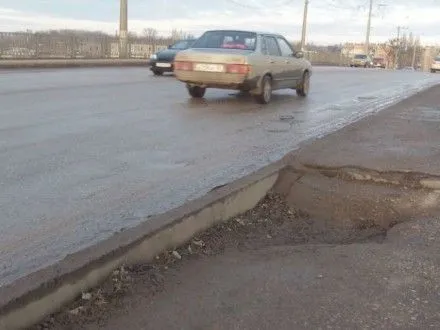 Влада Криму не виконала обіцянку відремонтувати Горьковський міст до кінця 2016 року