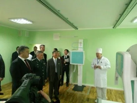 П.Порошенко та посол Японії відкрили діагностичний комплекс у госпіталі ДПСУ