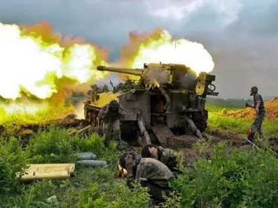 За прошедшие сутки на луганском направлении боевики выпустили 15 снарядов калибром 152 мм