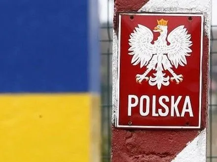 На границе с Польшей образовались очереди из 590 автомобилей - ГПСУ