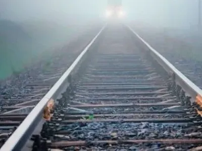 Поезд сбил насмерть мужчину в Харьковской области
