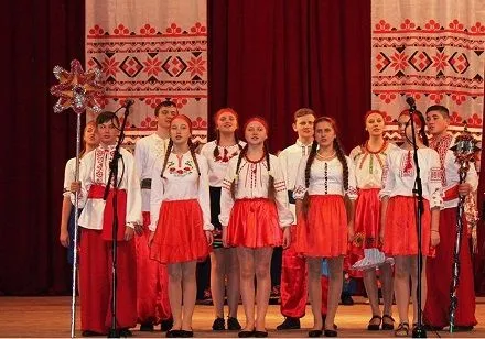 v-oleksandriyi-vidbuvsya-festival-kolyadok-i-schedrivok