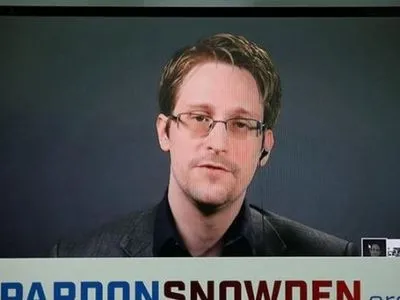Петицию о помиловании Э.Сноудена подписали более 1 млн человек