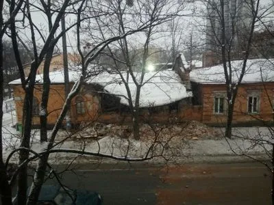 Одноэтажный дом обрушился в Харькове