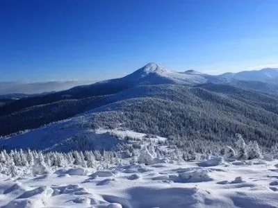 В горах в Закарпатской области потерялся киевский сноубордист