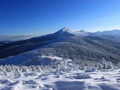 В горах в Закарпатской области потерялся киевский сноубордист