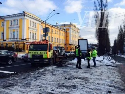 В центре Киева произошло масштабное ДТП: погибла девушка