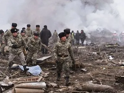 МВД Киргизии круглосуточно охраняет место аварии Boeing