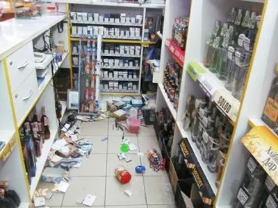 Женщина устроила погром в магазине в Хмельницкой области
