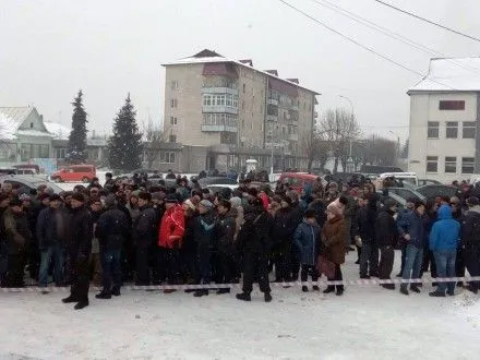 Жители Житомирской области вышли на акцию протеста из-за перестрелки