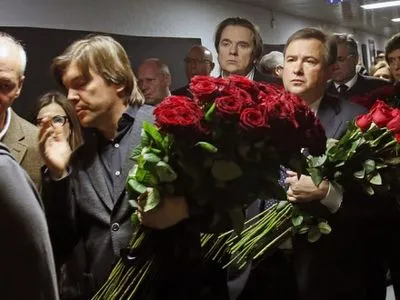 В телецентре "Останкино" простились с погибшими в катастрофе Ту-154 журналистами