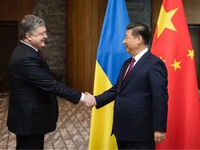 П.Порошенко і лідер Китаю домовилися активізувати співпрацю між країнами