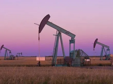 Нафта Brent торгується вище 55 дол. за барель