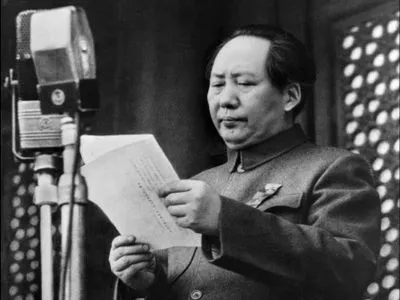 СМИ: в Китае чиновника уволили за сравнение Мао Цзэдуна с дьяволом