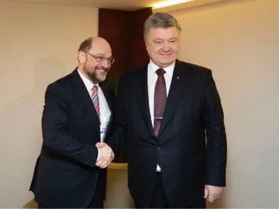 П.Порошенко розпочав зустріч із колишнім президентом ЄП М.Шульцем