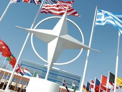 Президент: НАТО – це не питання грошей, а питання безпеки