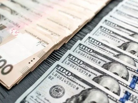 Объем продажи валюты на межбанке уменьшился на 72,2 млн  долл.