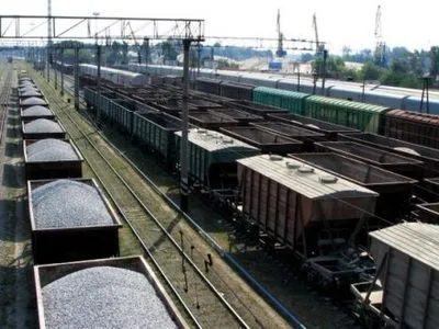 Грузоперевозки контейнерными поездами "Укрзализныци" выросли в 2016 году на 34%