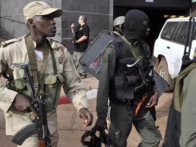 Число жертв теракта в Мали достигло 60 человек