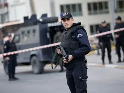 Офіс правлячої партії Туреччини обстріляли із гранатомета у Стамбулі