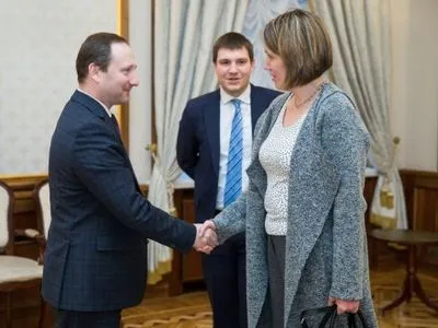 Посол Великобритании заверила, что позиции ее страны в поддержке Украины не изменится