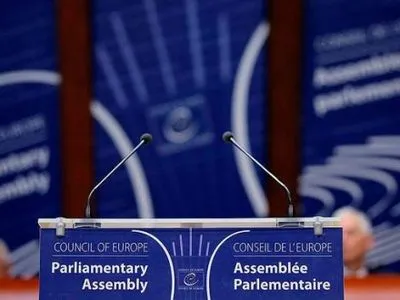 У ПАРЄ схвалили резолюцію щодо нападів на журналістів і свободу ЗМІ в Європі