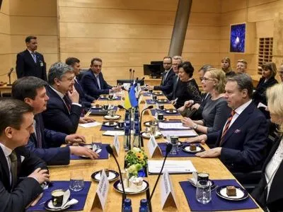 П.Порошенко закликав парламент Фінляндії визнати Голодомор геноцидом