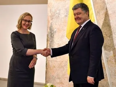 П.Порошенко встретился со спикером парламента Финляндии