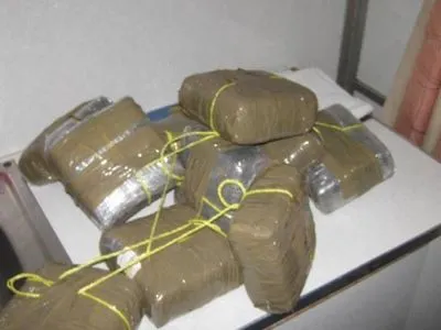 В поезде "Николаев-Москва" пограничники нашли 6 кг марихуаны