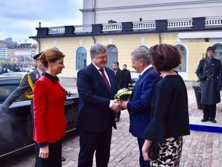 Президенти України і Фінляндії розпочали переговори тет-а-тет