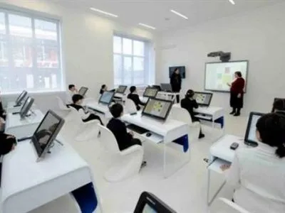 Київські школи отримали інтерактивні технології вартістю 14 млн грн